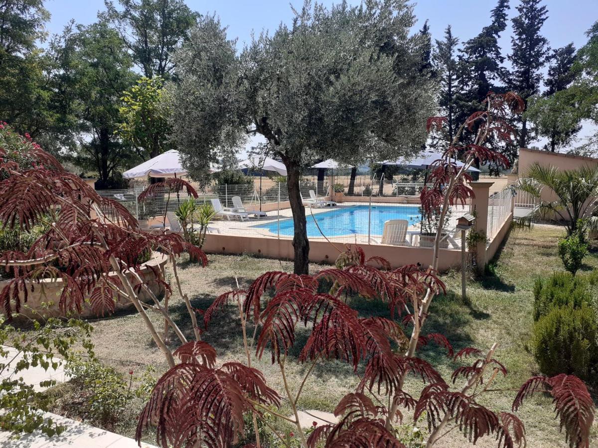 B&B Gite D'Ayran Saint-Quentin-la-Poterie Ngoại thất bức ảnh
